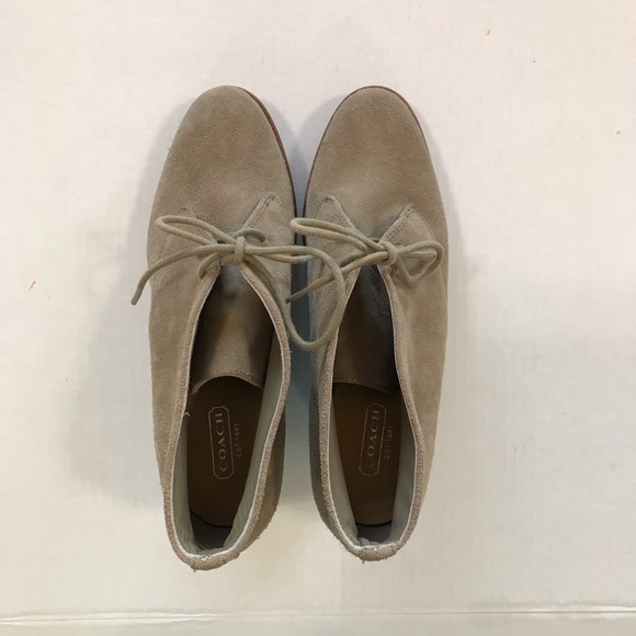 Coach Cassy tan nude suede leather wedge tie ankle boots booties 8.5 - Picture 14 of 15